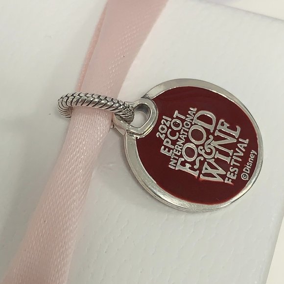Pandora Disney International Food Festival Charm - Picture 5 of 6